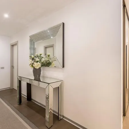 Lazarica Penthouse Apartamento